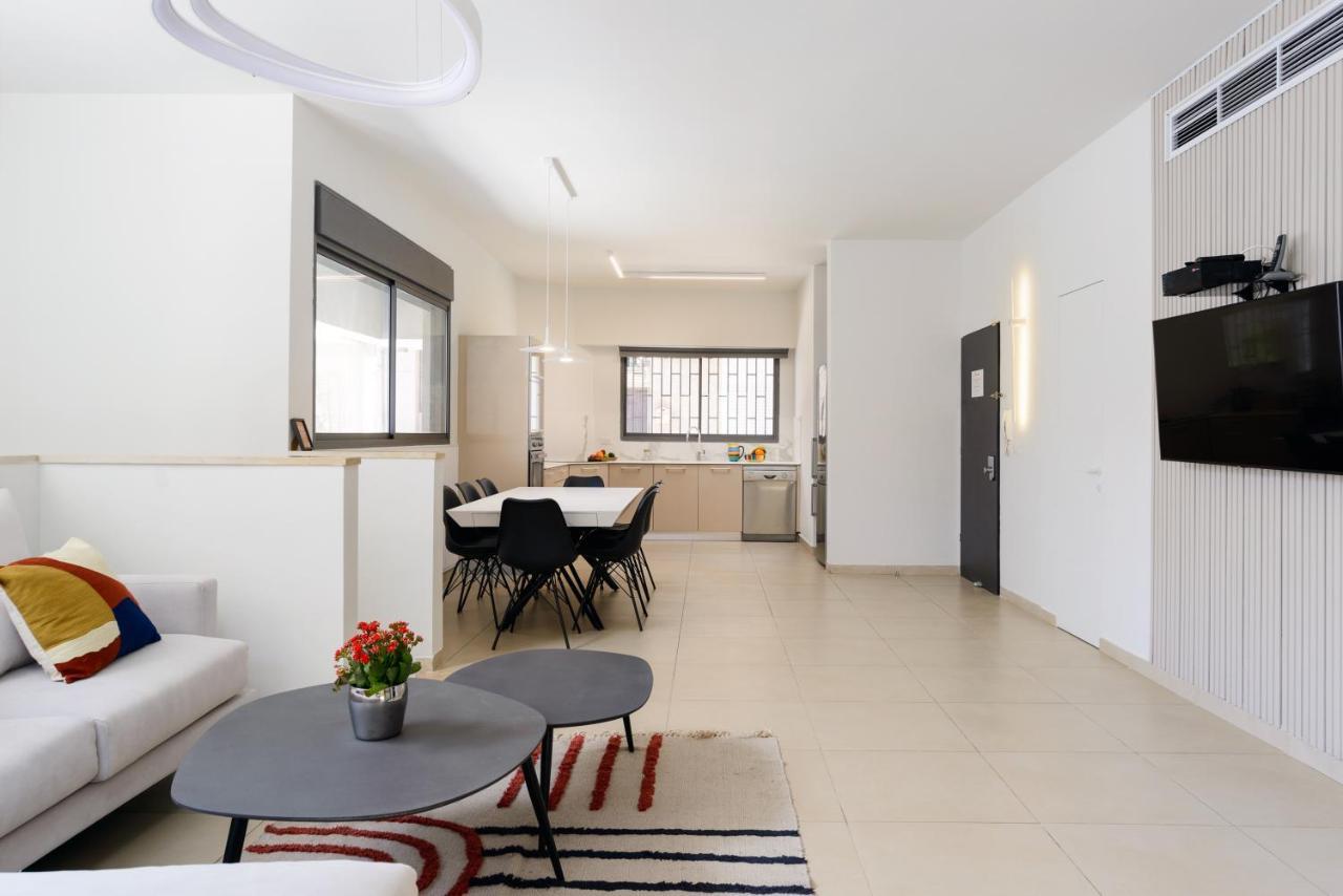 Apartment Elegant Duplex With Xl Patio By Feelhome Tel Aviv